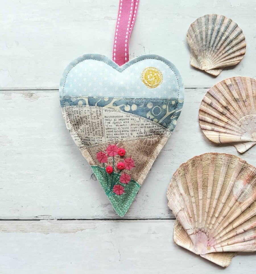 Seaside Decorative Lightly Padded Hanging Heart