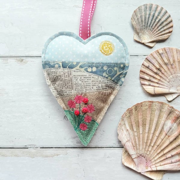 Seaside Decorative Lightly Padded Hanging Heart