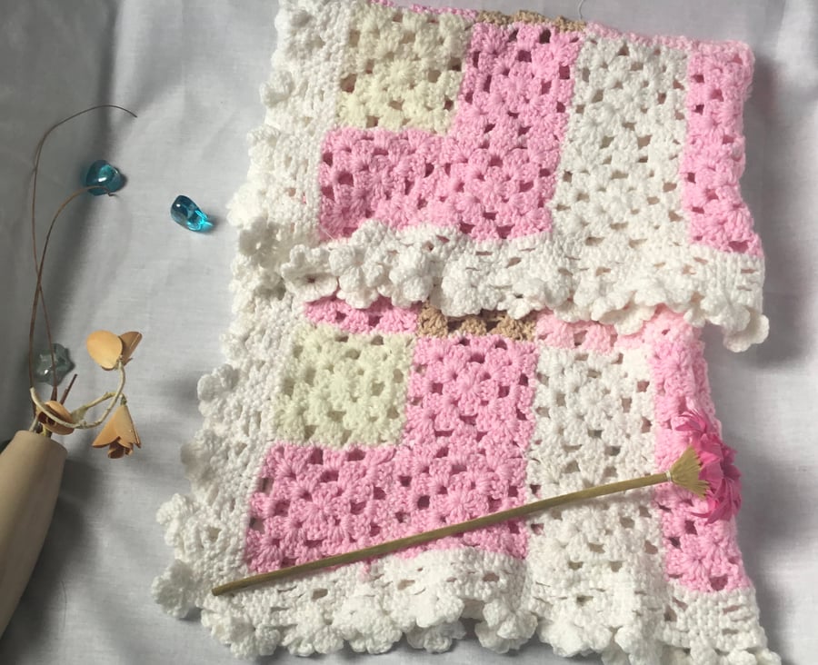 Patch baby blanket 