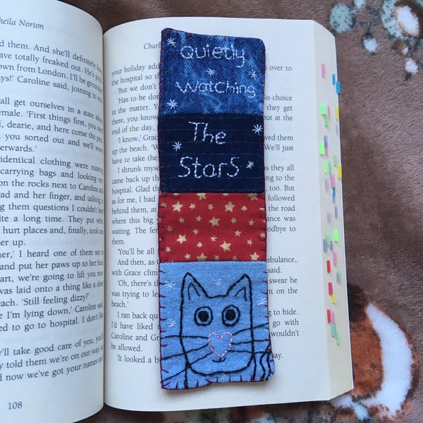Handmade Fabric Bookmark - Cat and stars - Book accessories