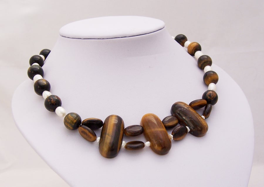 Tiger's Eye and Freshwater Pearls Necklace, Gemstone Necklace, Chunky Necklace