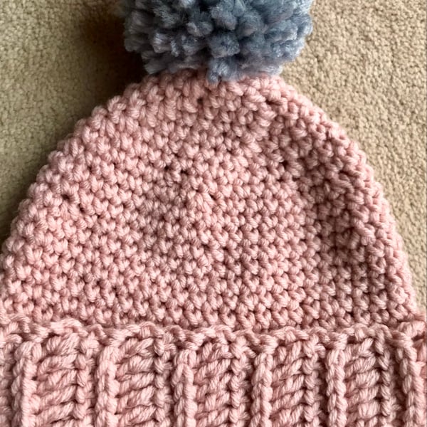 Ladies marshmallow soft crocheted bobble hat