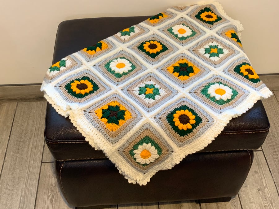 Crochet, granny square blanket.