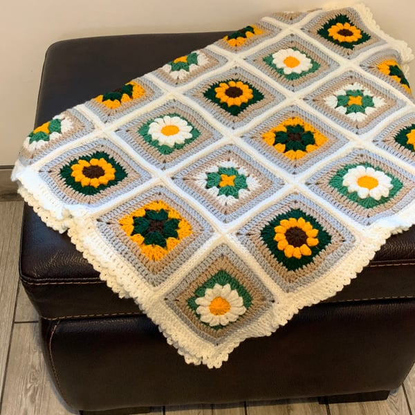 Crochet, granny square blanket.