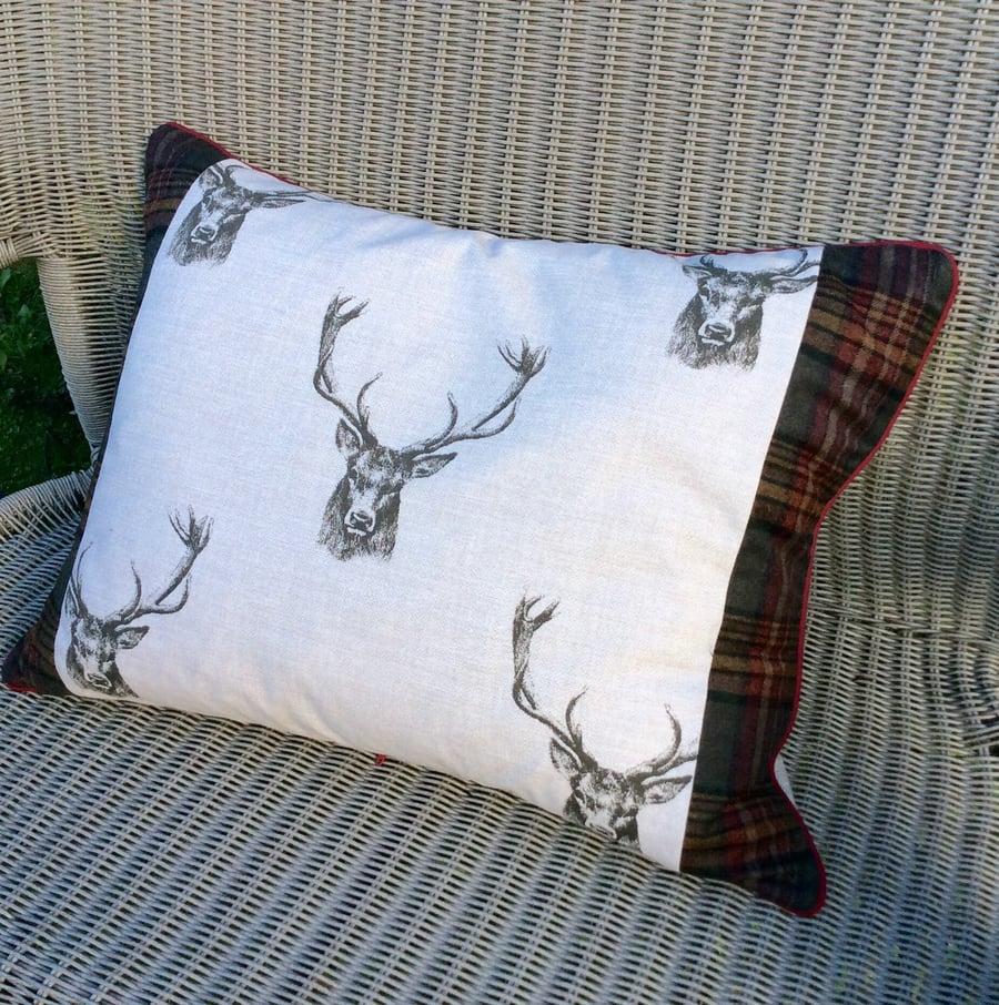 Stag cushion. Large oblong pillow cushion in linen and tartan.