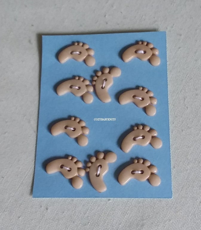 BEIGE FEET SHAPED BUTTONS WITH TWO HOLES FOR ATTACHING 