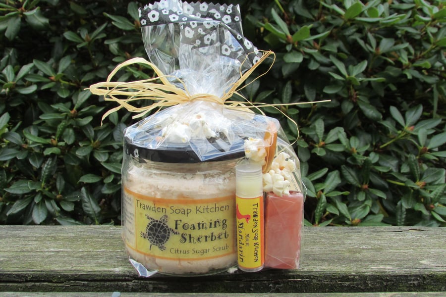 Foaming Sherbet Citrus Sugar Scrub Gift Set with Organic Soap and Lip Balm