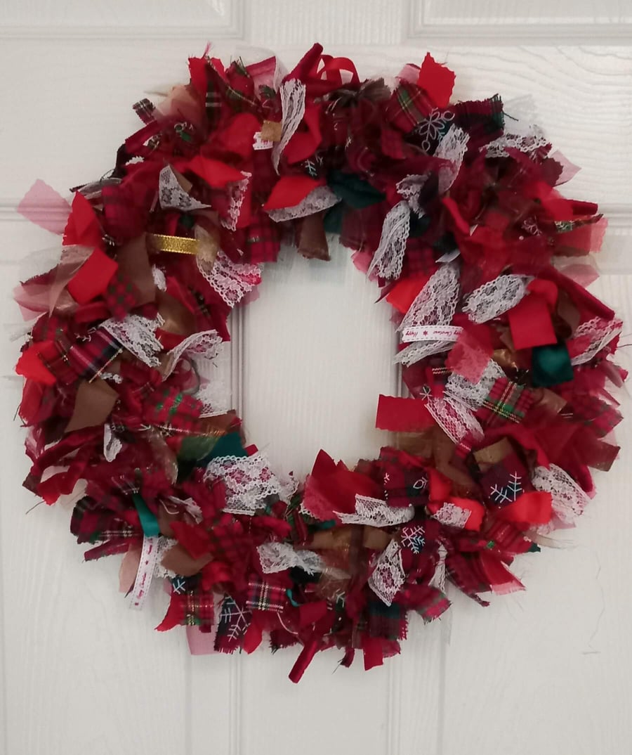 Tartan and Lace Christmas Rag Wreath