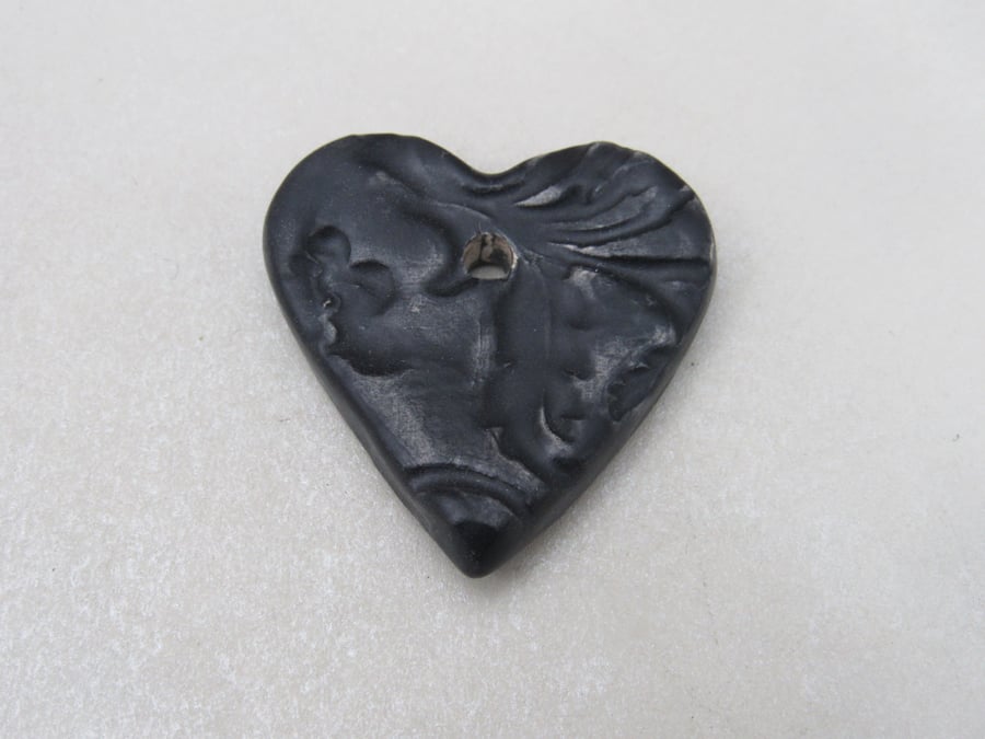 Medium Coal Black Brocade Texture Heart Shaped Ceramic Pendant