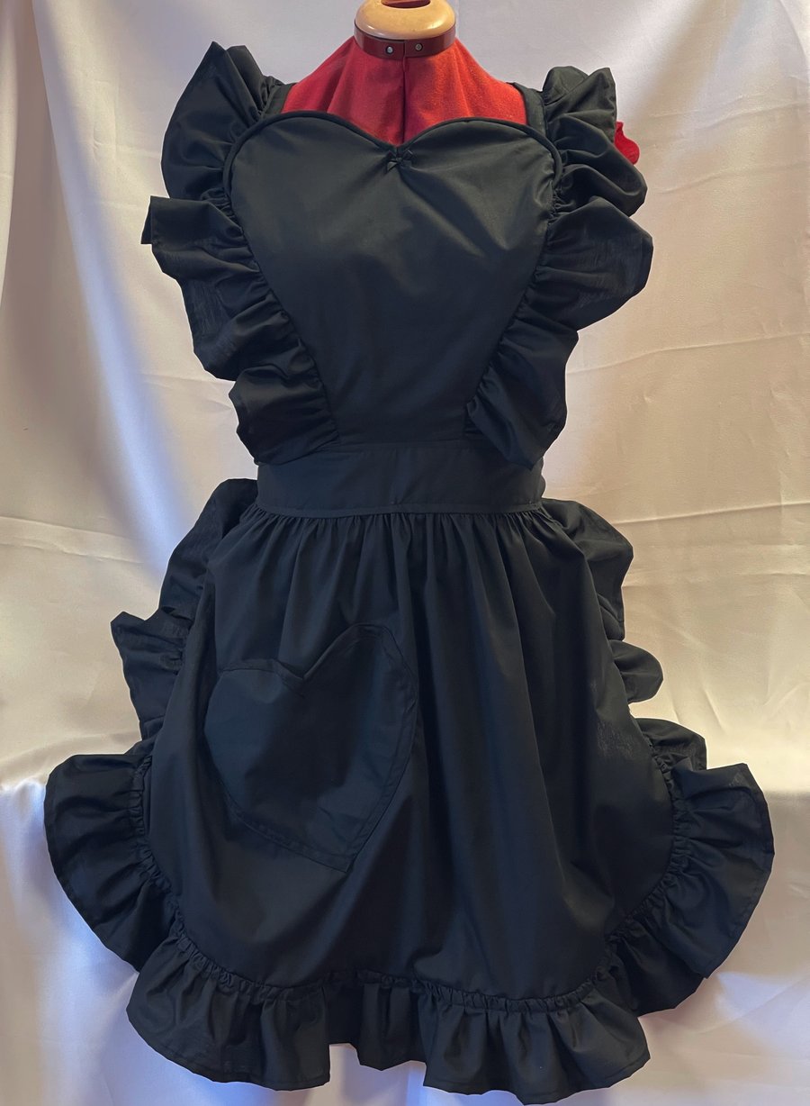 Retro Vintage 50s Style Full Apron with Heart Shaped Top and Pocket, Black