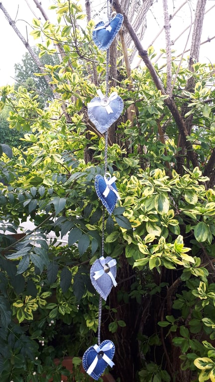 Denim hearts garland in upcycled denim. SALE 