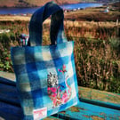 Harris Tweed Handbag with stunning kitty cat scene