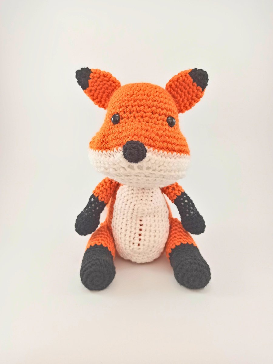 Crochet Fox Soft Toy: Cuddly Woodland Nursery Decor