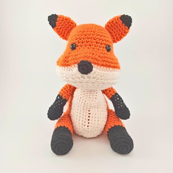 Crochet Fox Soft Toy: Cuddly Woodland Nursery Decor