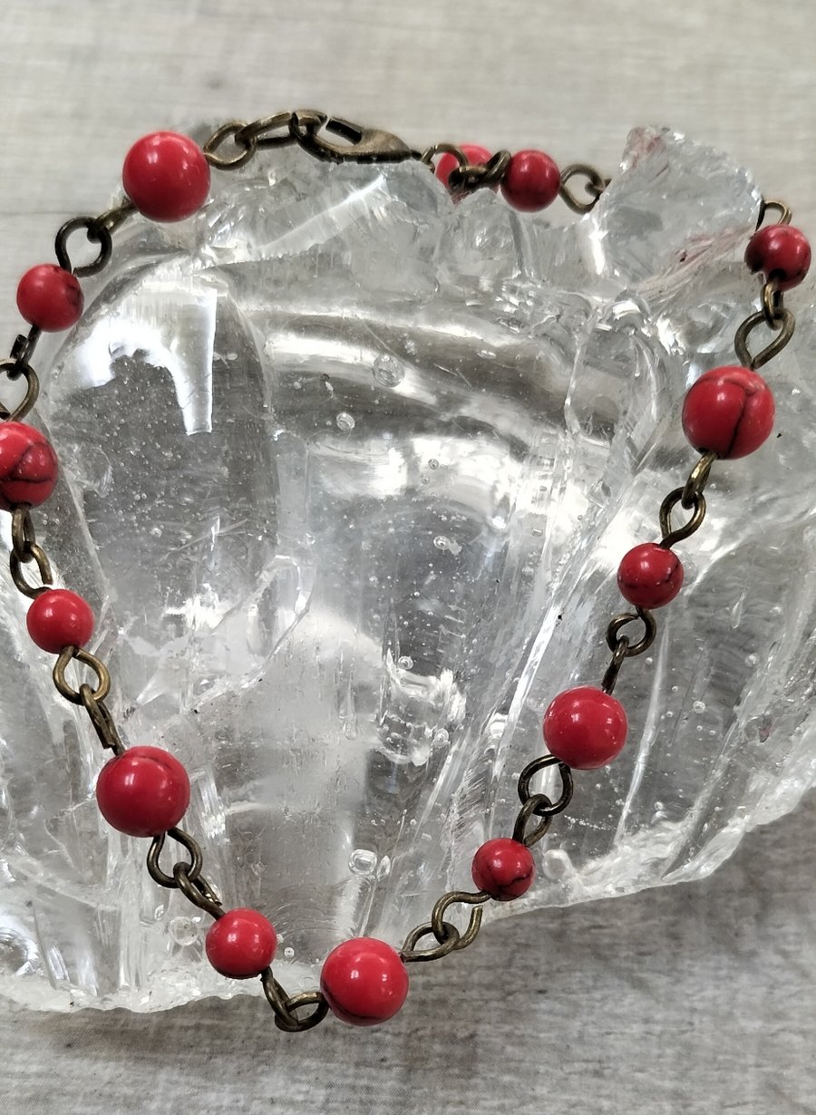 HB4 Red beaded bracelet