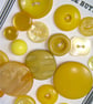20 Vintage Mixed Yellow Buttons - Image 2