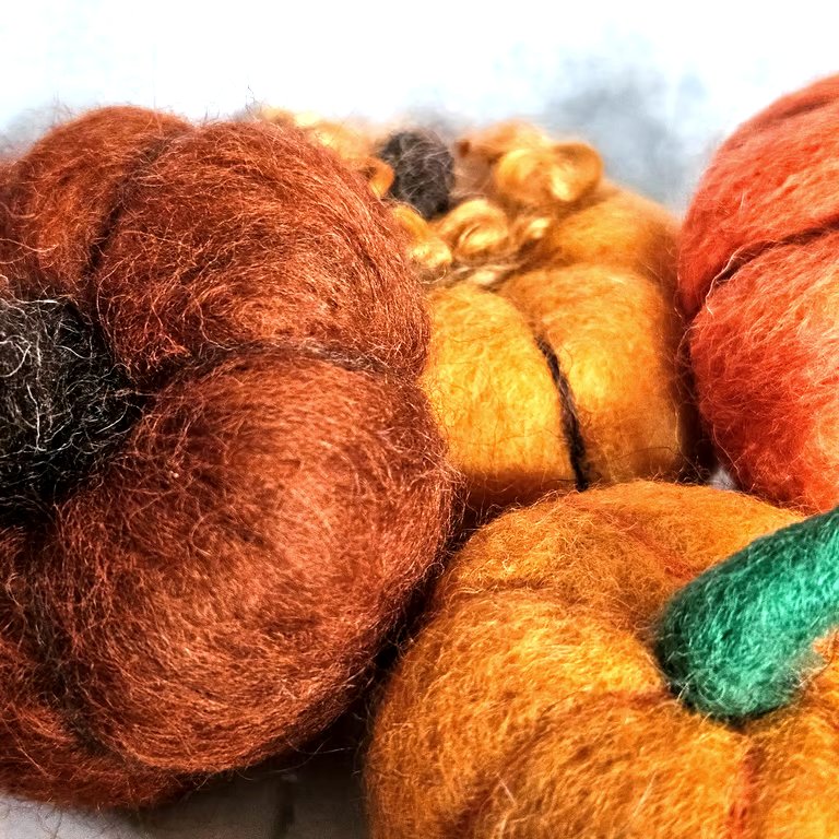 Autumn Colours Décor Pumpkins - Set of 3, Orange handmade needle felted pumpkins