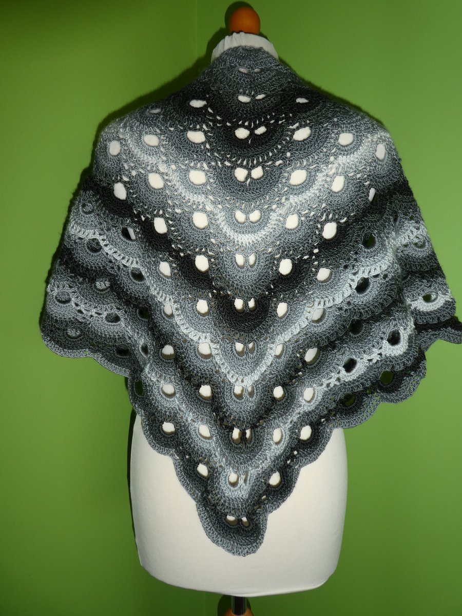 Crochet Scarf in Monchrome. Colour Gradient Scarf. Virus Shawl