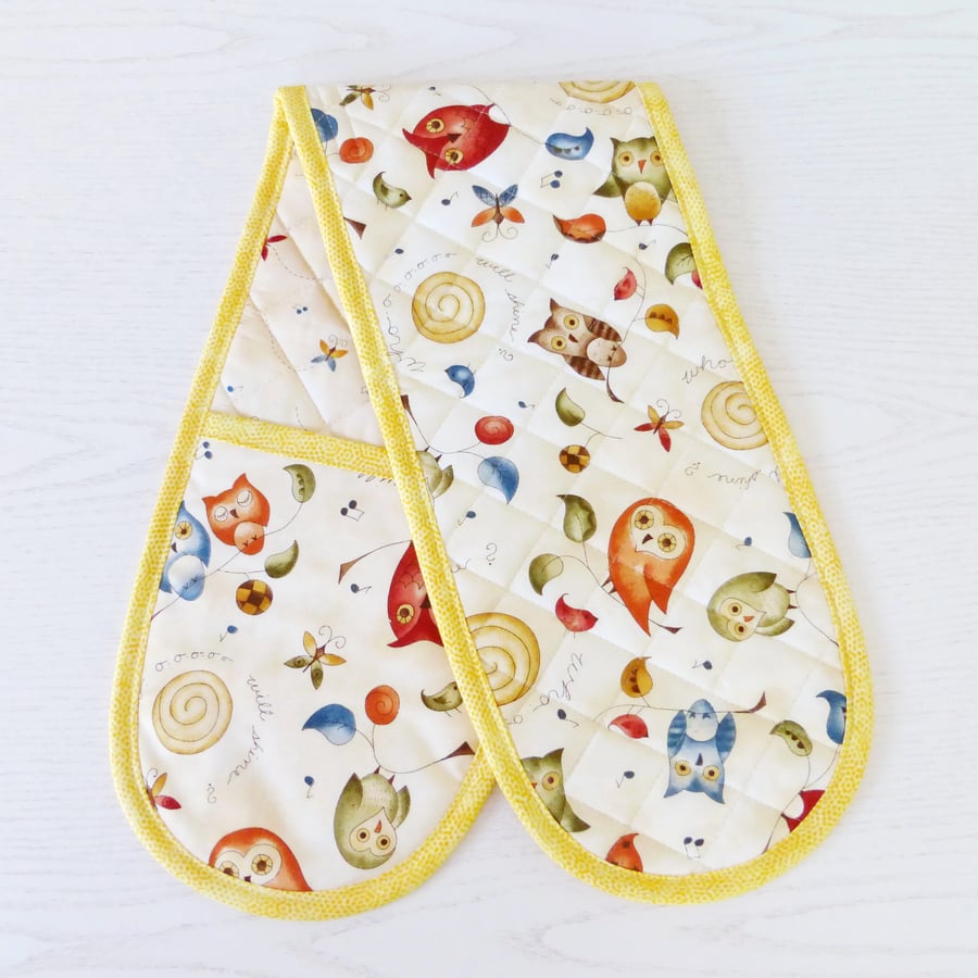 Owl oven Gloves. Quilted