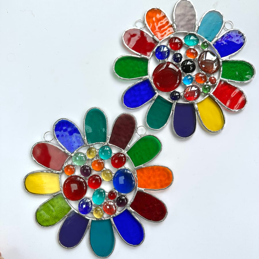 Stained Glass Bead Daisy Suncatcher - Handmade Window Decoration - Multi