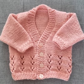 0 to 3 months hand knitted baby cardigan in Peach 