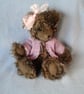 Collectable teddy bear Tiggy made by recreating a faux fur collar, fully jointed