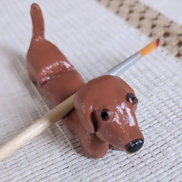 Reddish Sausage Dog paintbrush and pencil holder