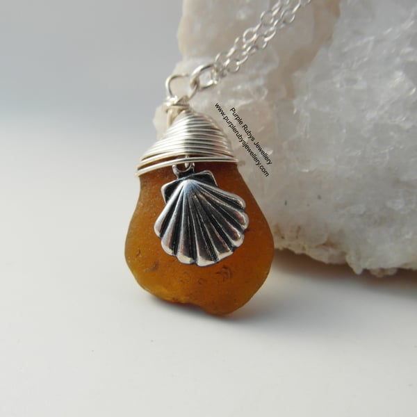 Mermaids Tear Necklace in Amber with Sea Shell Charm, Sterling Silver N436