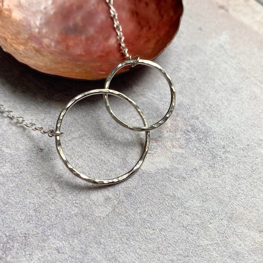 Double circle necklace