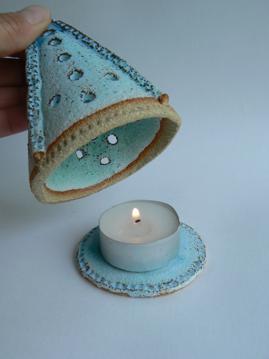 Teepee Candle Holder