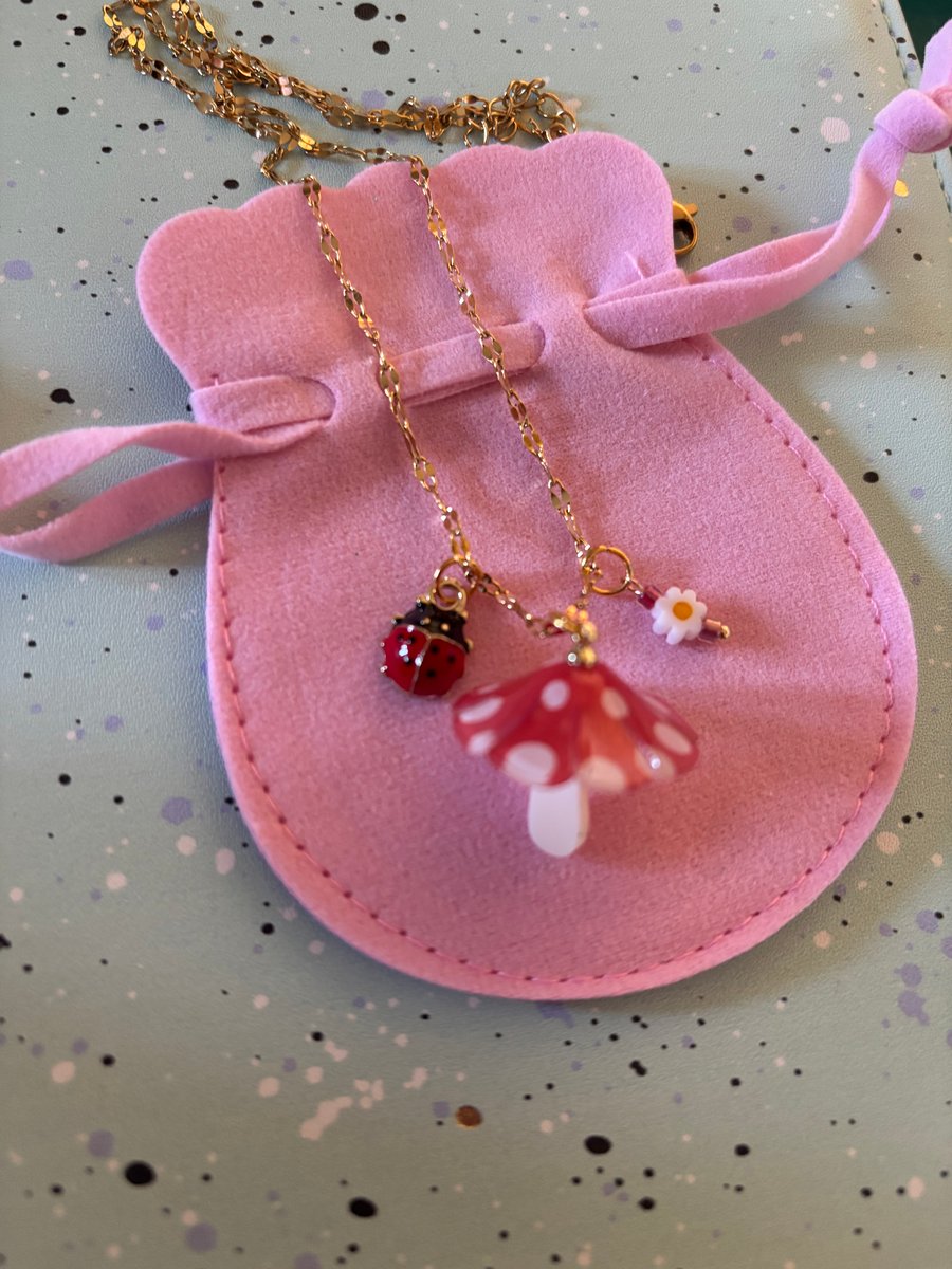 Toadstool happy necklace 