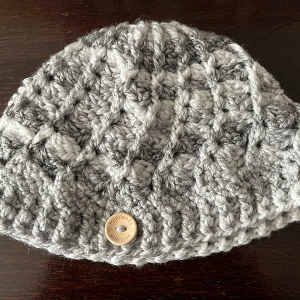 Grey and White Chunky Cosy Swirly Patterned Crocheted Hat 