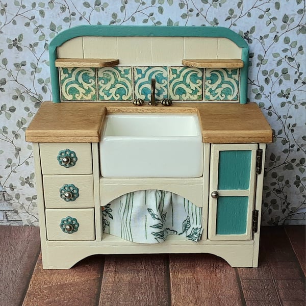 Handmade dollshouse 12th scale miniature kitchen sink