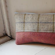 Make up or pencil case in pink and grey wool with zip fastener