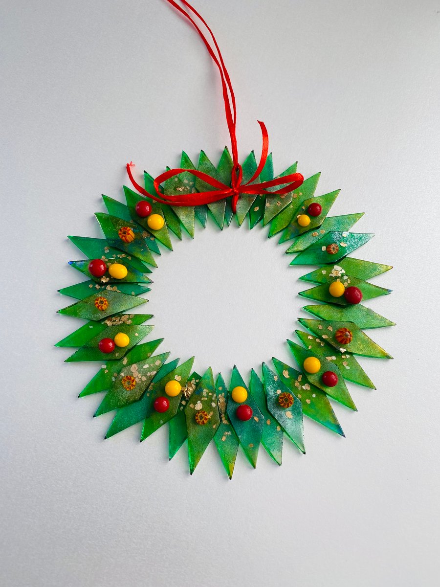  Gorgeous Fused glass Christmas wreath decoration 