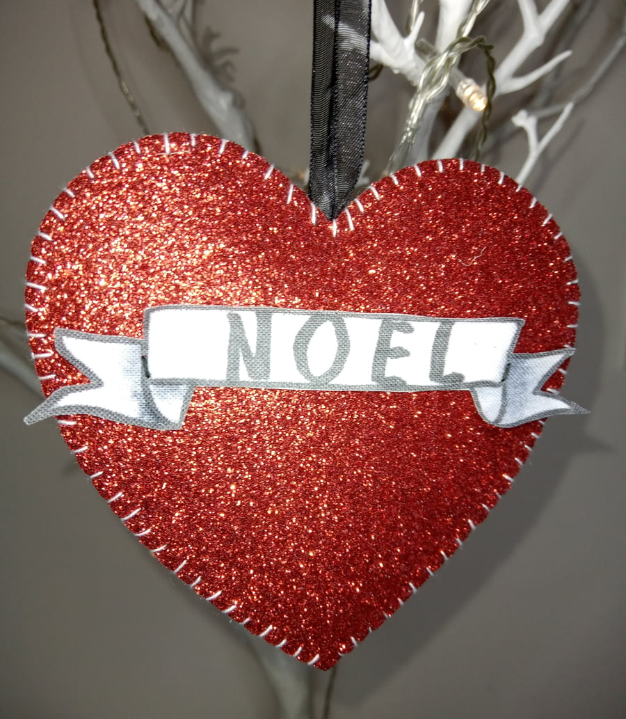 Noel heart Xmas tree decoration 