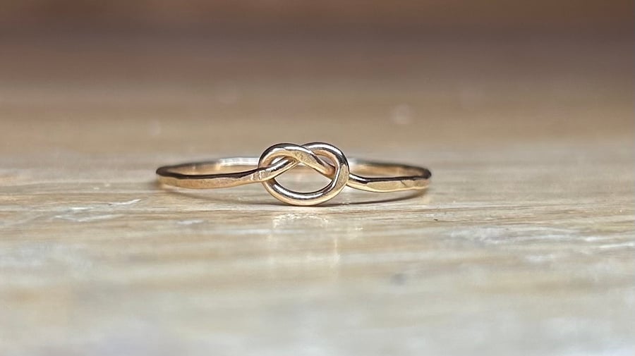 Handmade 9ct Gold Love Knot Ring 