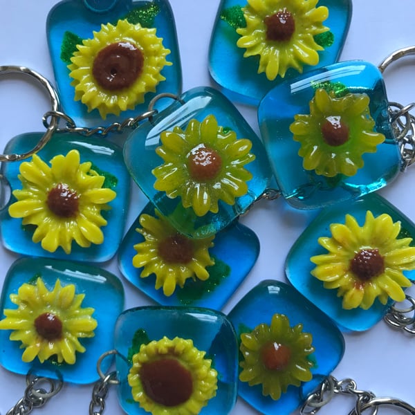 Fused Glass Sunflower Keyring for Ukraine 