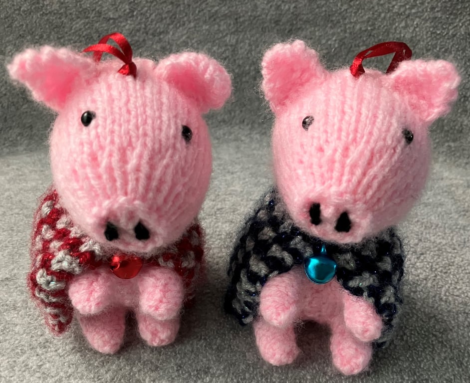 Festive Christmas Pink Pigs in blankets - Set of 2 