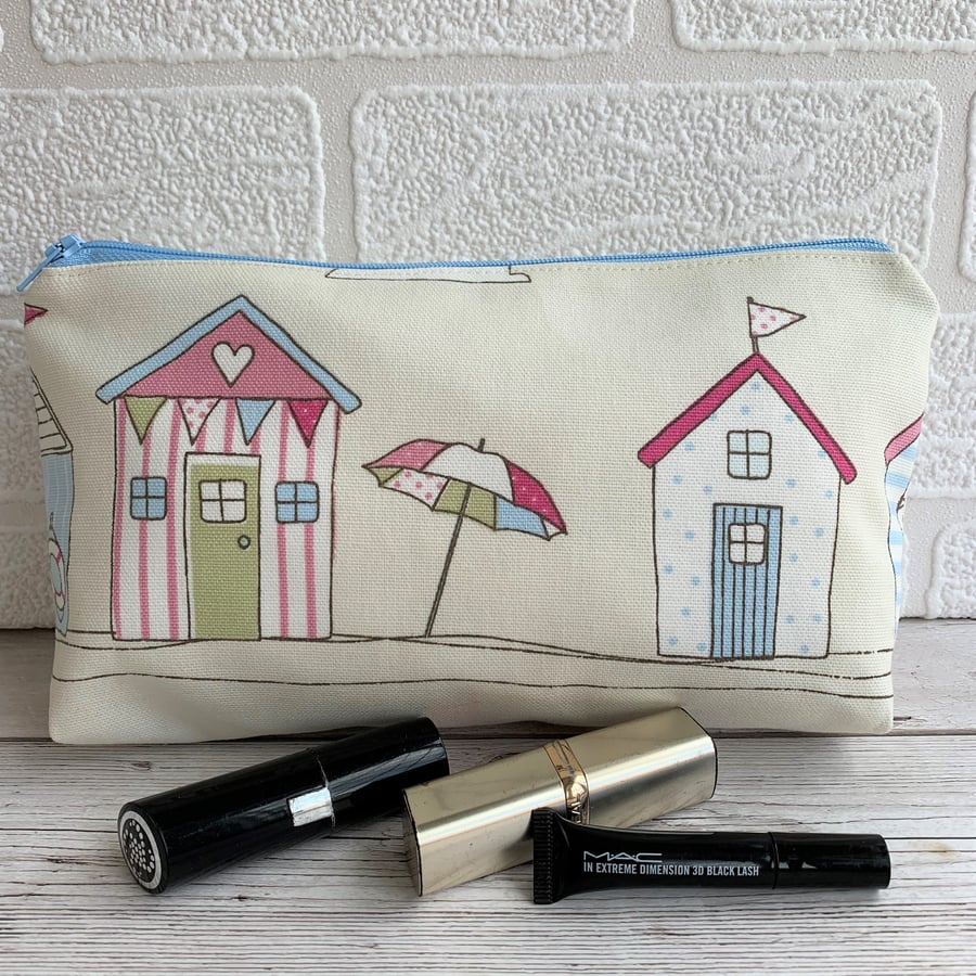 Beach huts and parasol make up bag in pastel colours