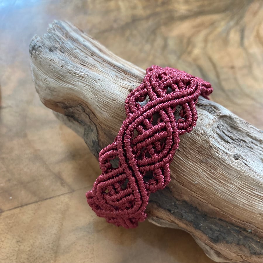 Burgundy Macrame Celtic Knot Friendship Bracelet, FREE UK DELIVERY,