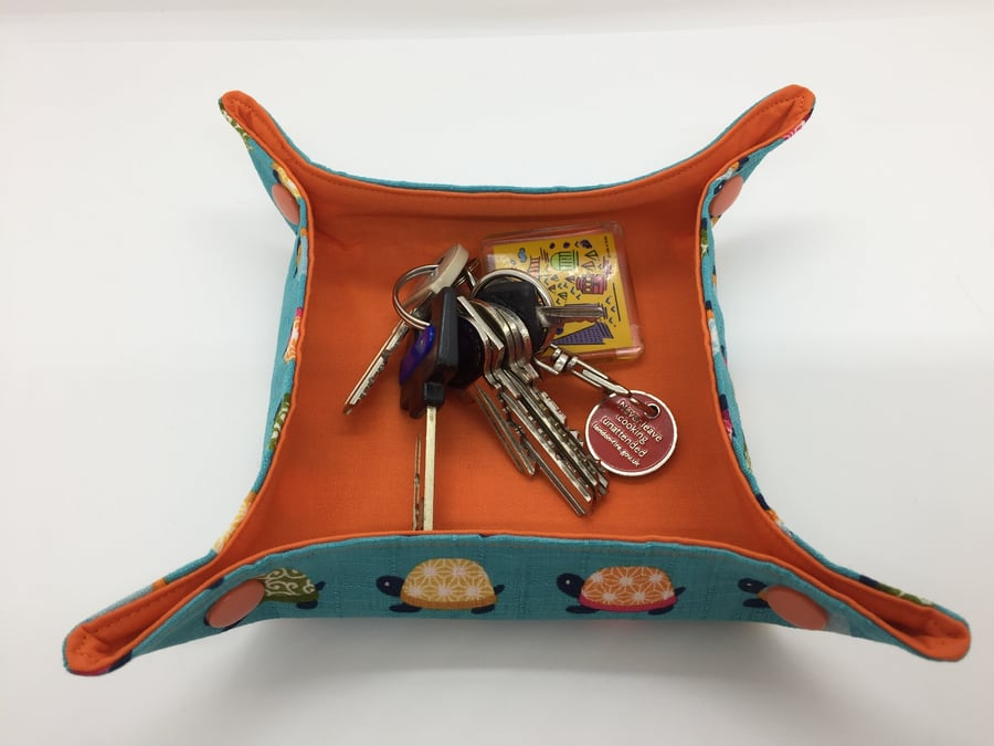 Fabric trinket basket