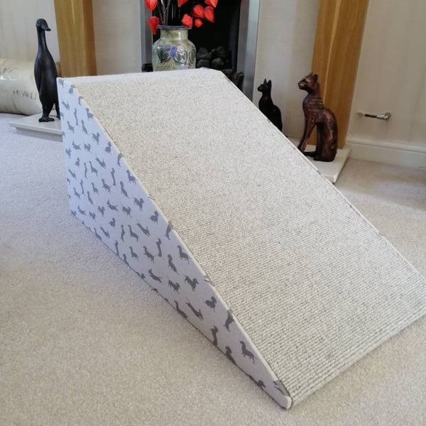 Extra wide Shallow Incline Pet Ramp - 32cms H x 38cms W x 75 cms L base