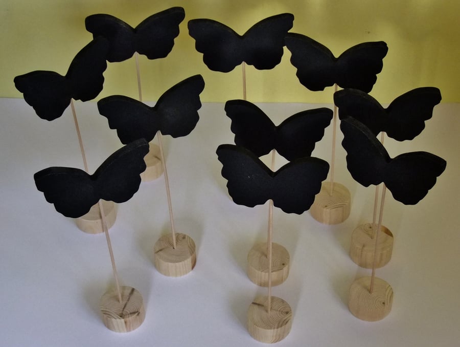 10 butterfly shaped chalkboards for wedding table place numbers or names.