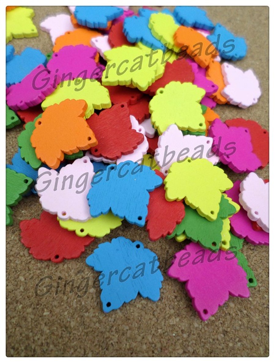 10 x 2-Hole Painted Wooden Buttons - Leaf - 25mm - Mixed Colour 