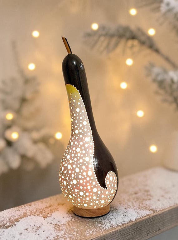  'Stargazer' Penguin Gourd Lamp