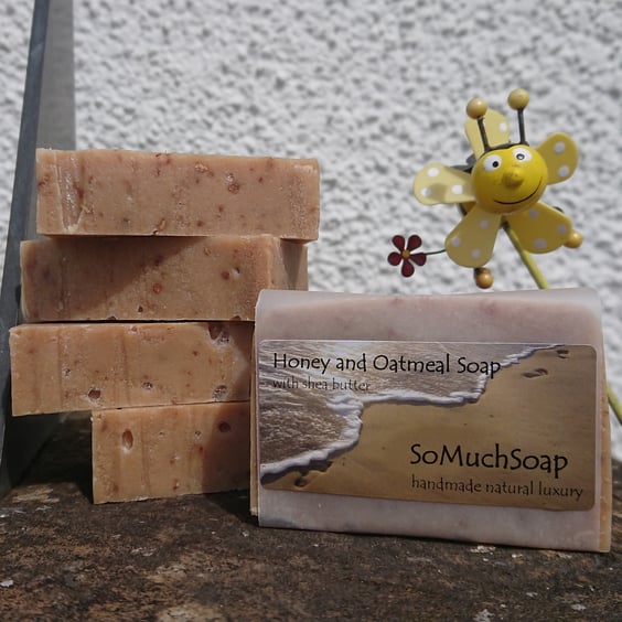 Honey and Oatmeal soap, gentle, luxurious, handmade, natural, plastic free.