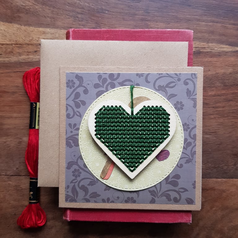 Dark green Christmas decoration with robin card