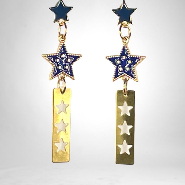 DISCOBUNNY STAR BRASS EARRINGS enamel charm gold plated
