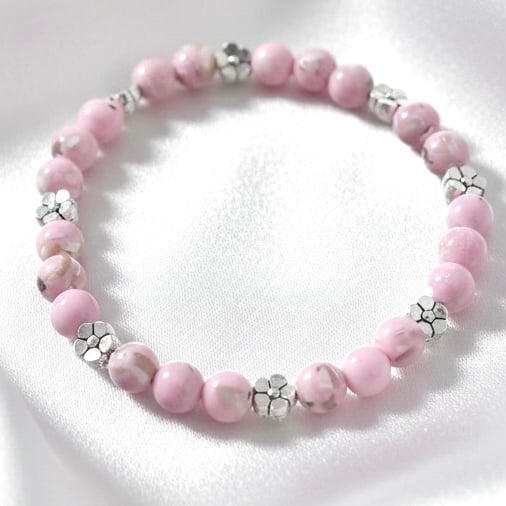Handmade Shell Pink Howlite Stretch Bracelet 